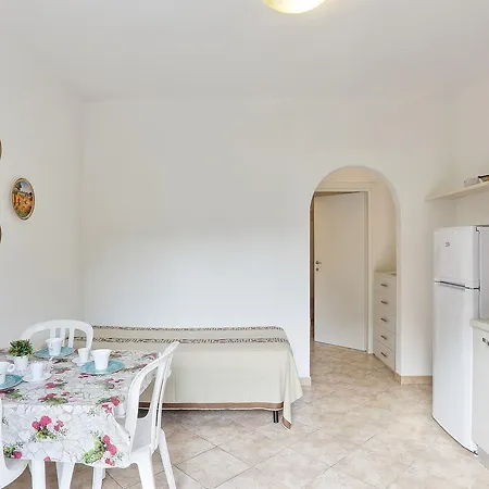 App. Colle Innamorata Trilo 5 *